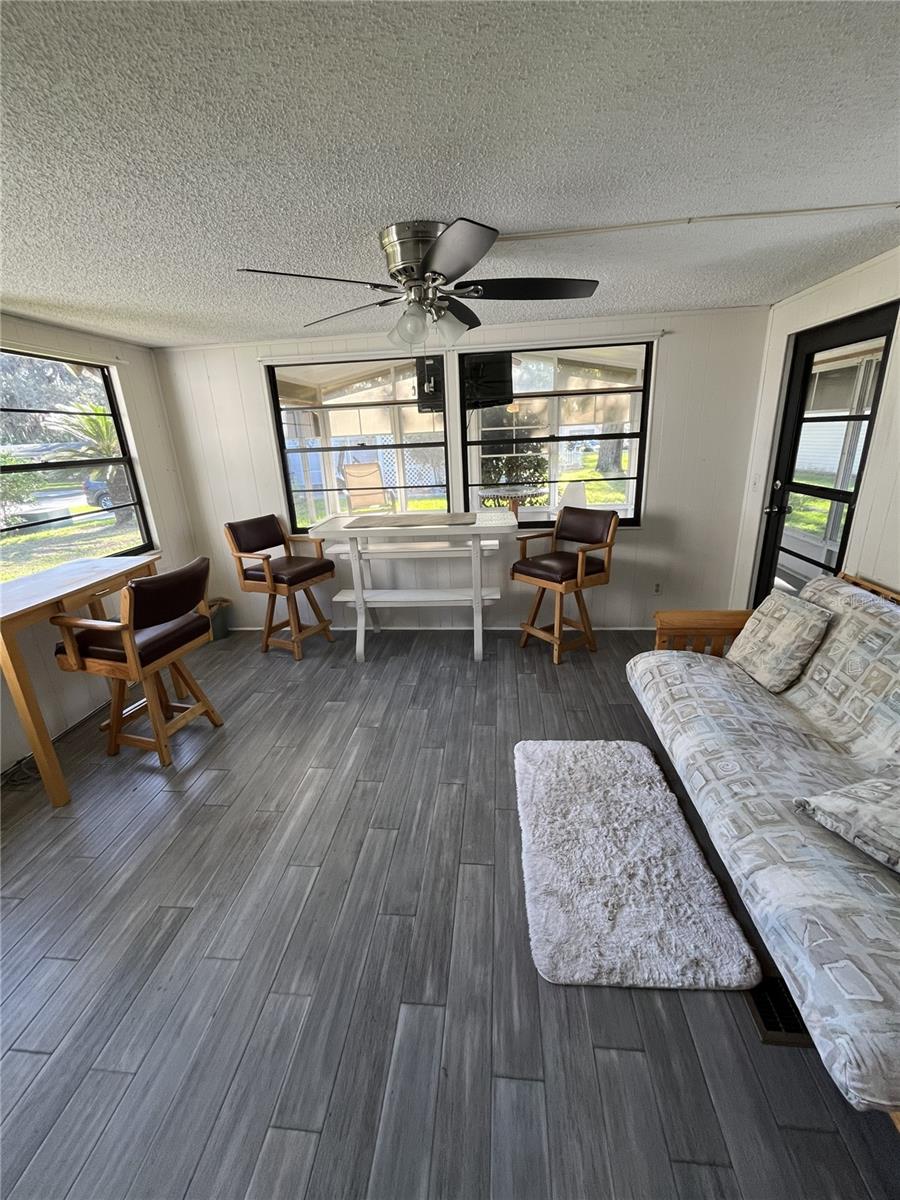 Image 9 of 15 For 4728 Belle Grove