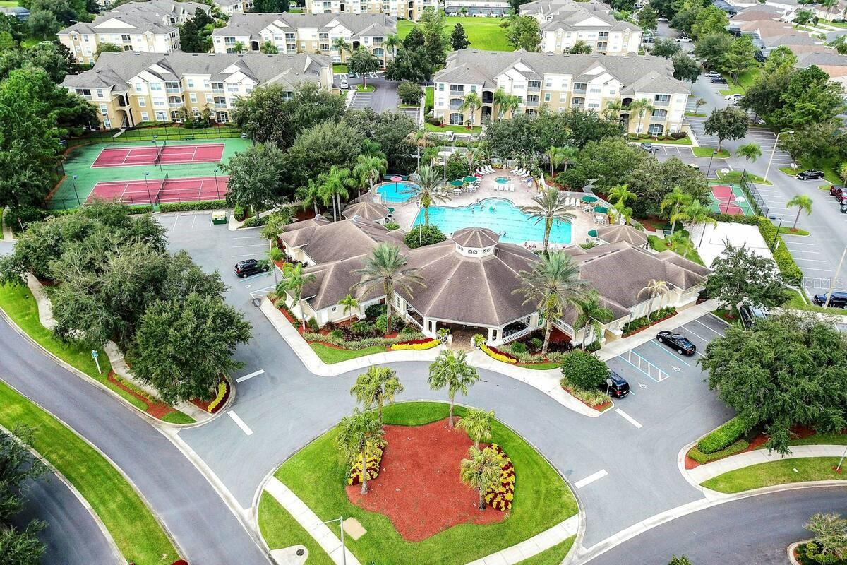 Image 2 of 35 For 2307 Butterfly Palm Way 102