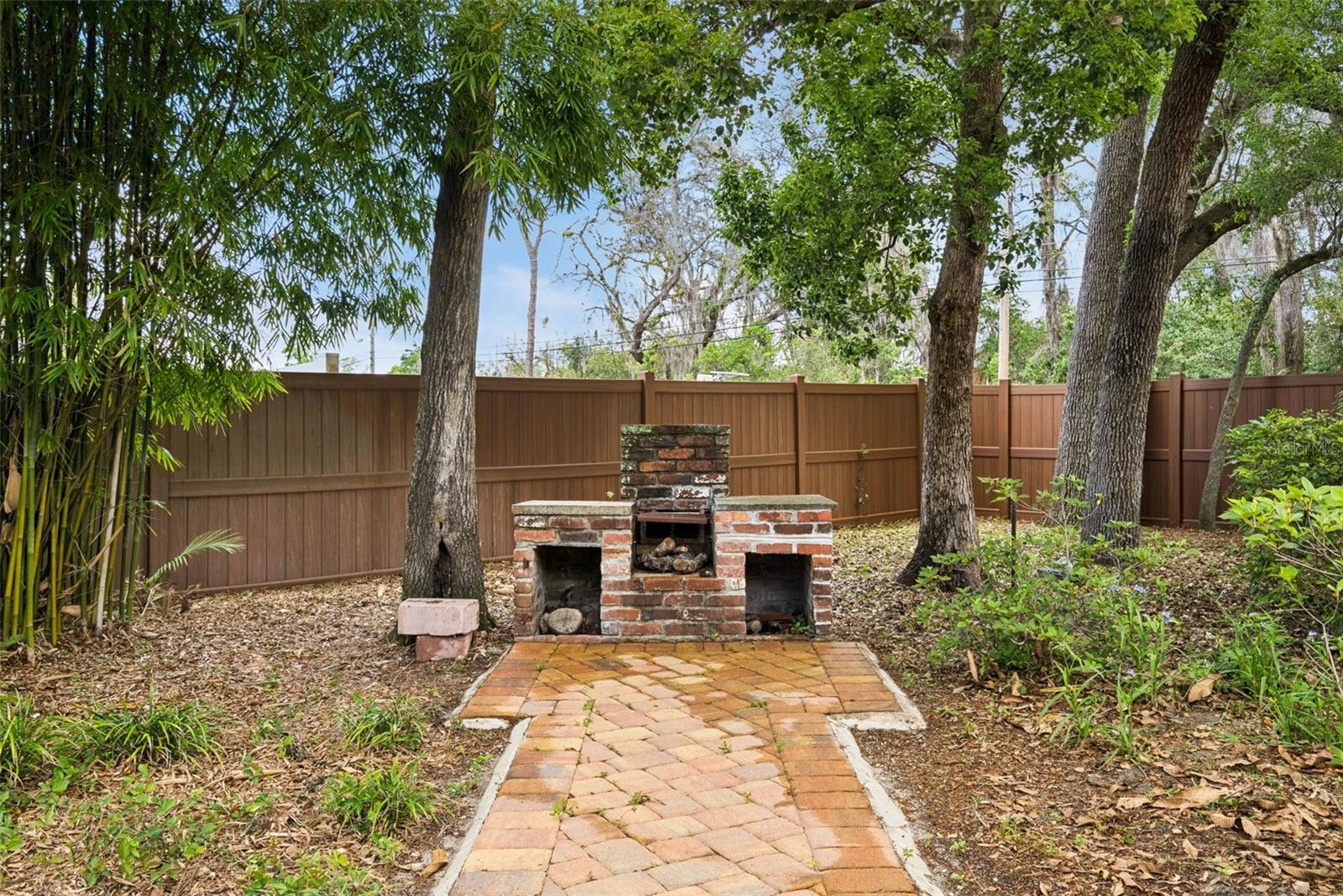 Image 54 of 58 For 295 Frances Circle