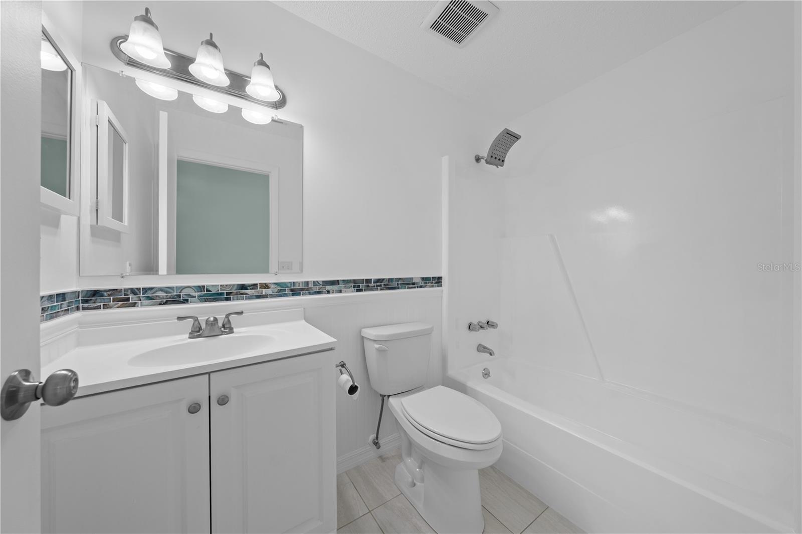 Image 20 of 54 For 683 John Hancock Lane