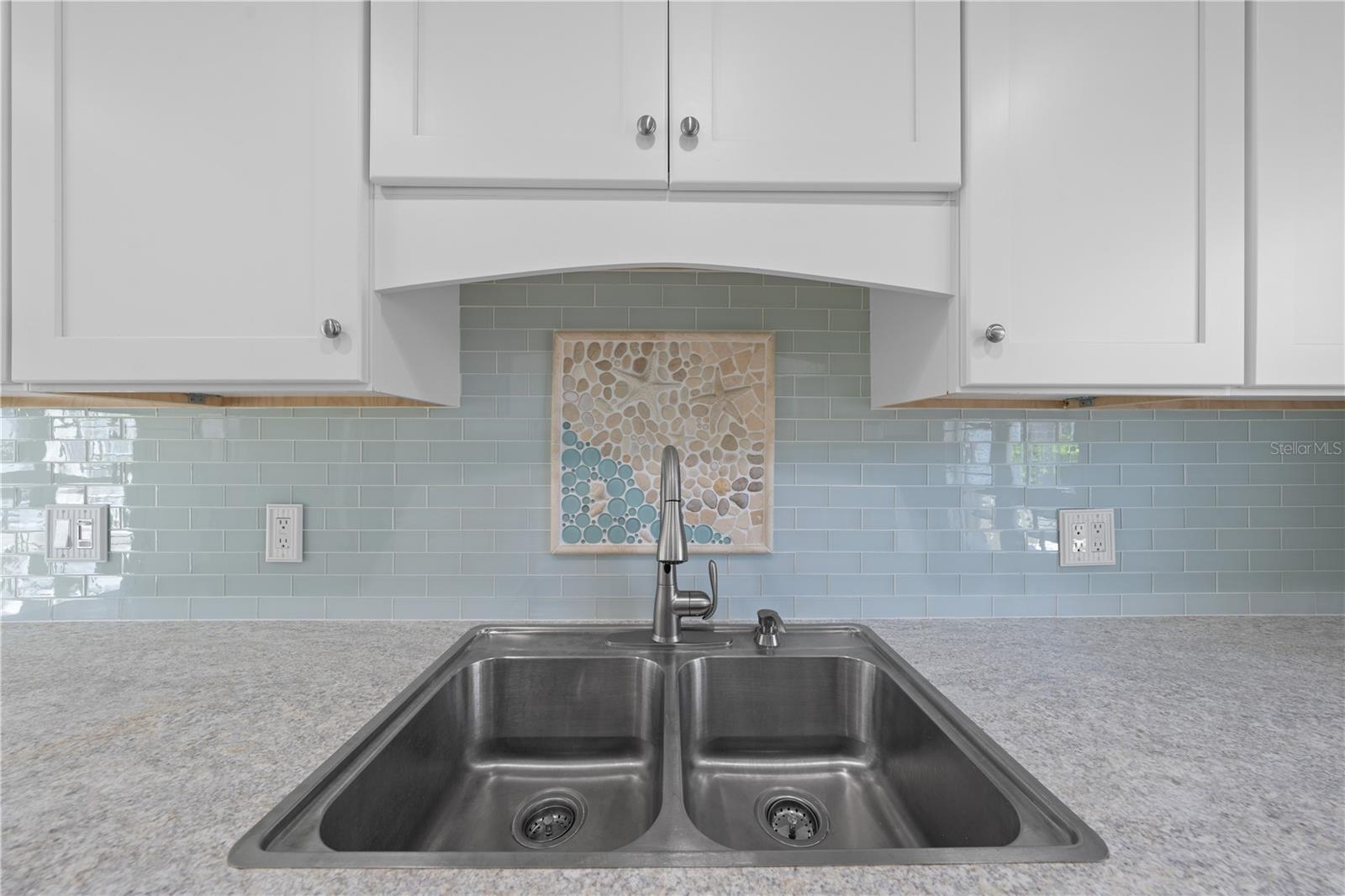 Image 28 of 54 For 683 John Hancock Lane