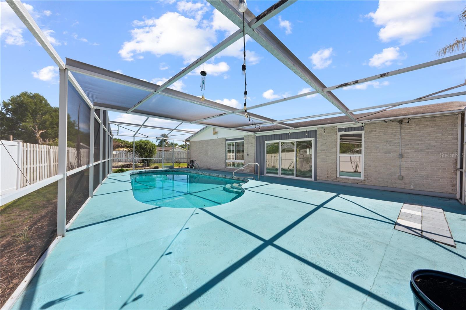 Image 32 of 54 For 683 John Hancock Lane