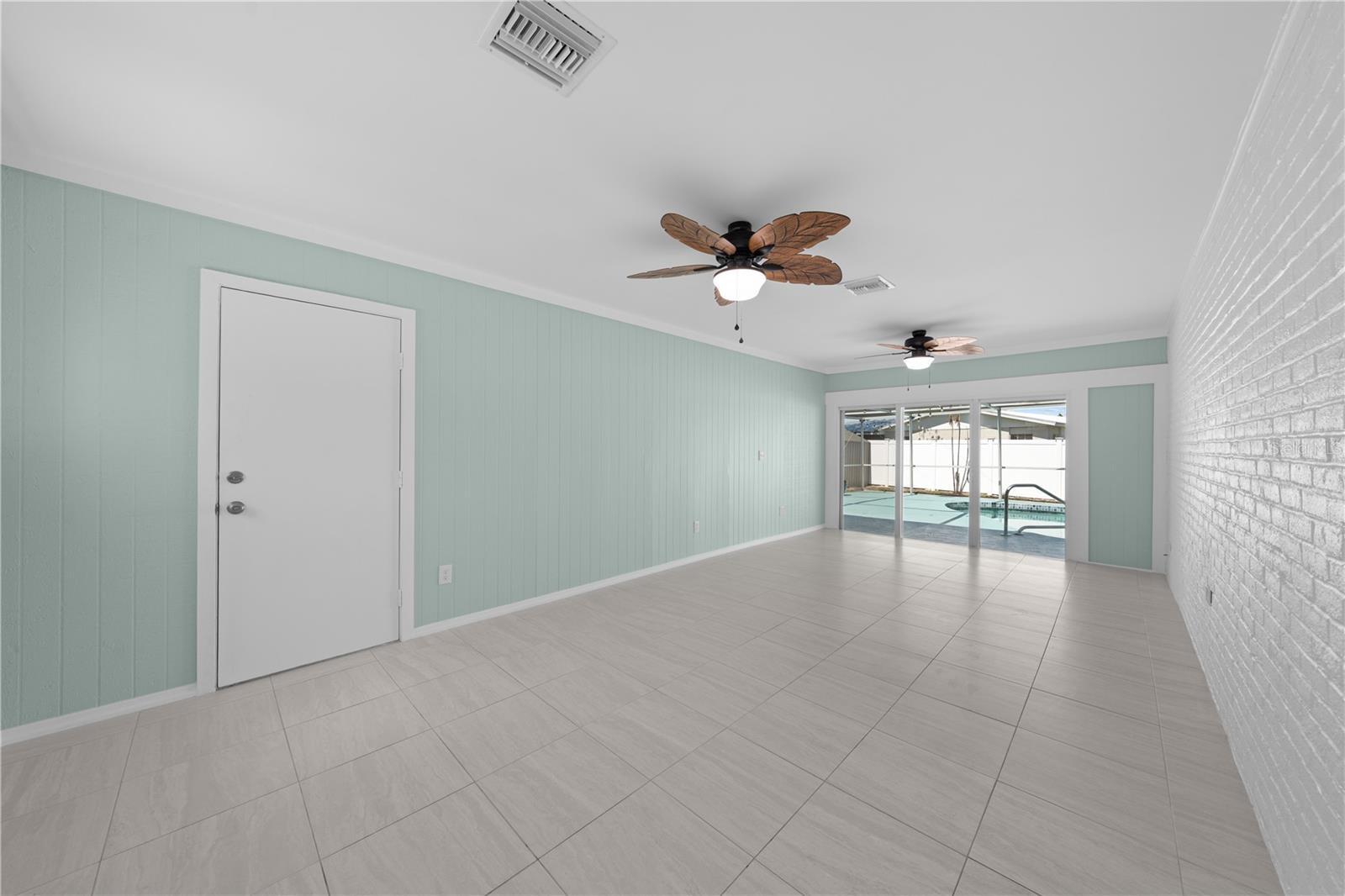 Image 7 of 54 For 683 John Hancock Lane