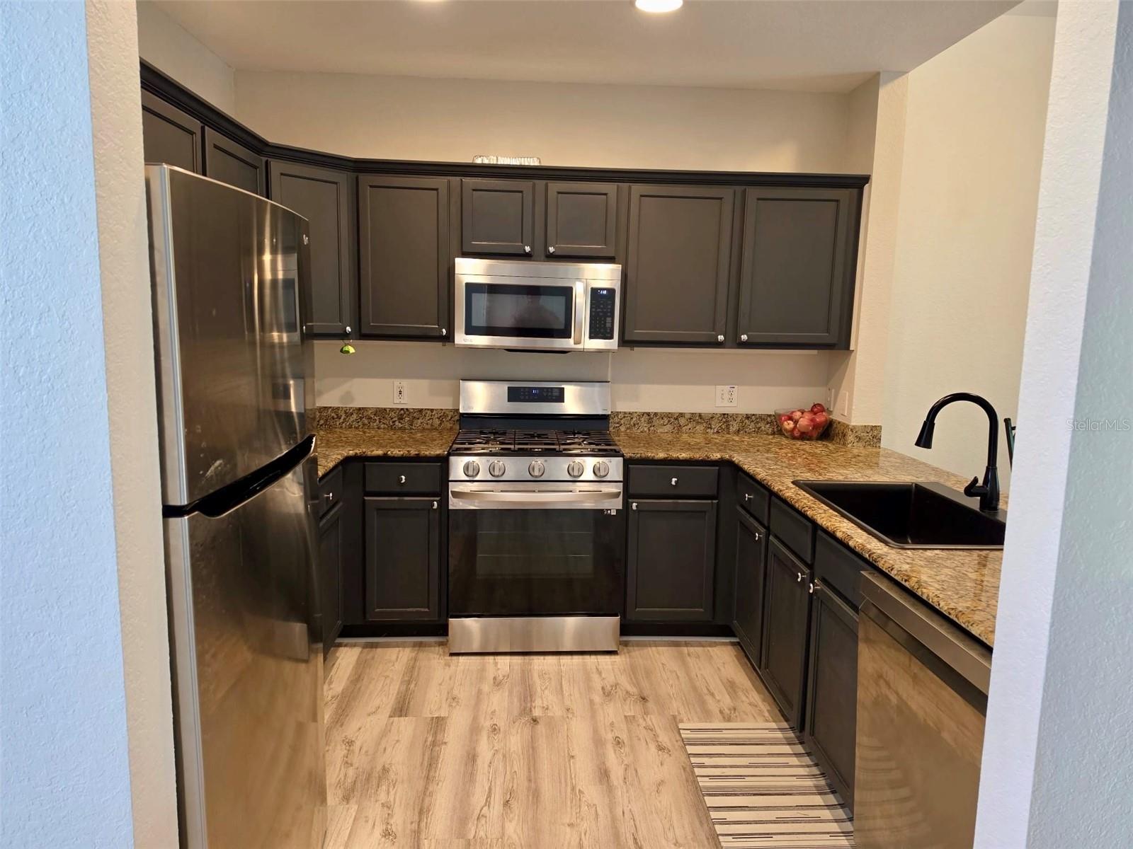 Image 16 of 28 For 7510 Seven Eagles Way 7510