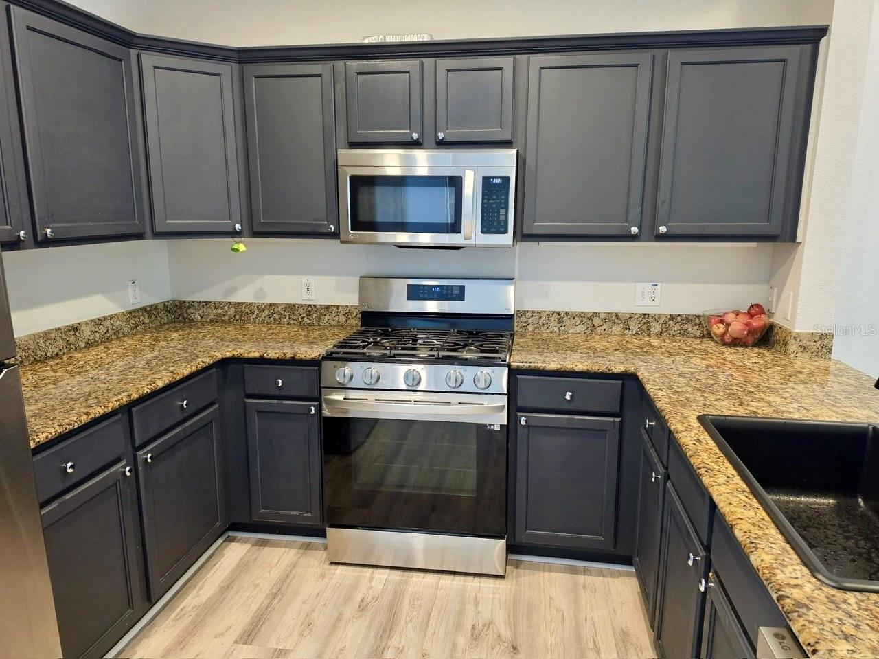 Image 17 of 28 For 7510 Seven Eagles Way 7510