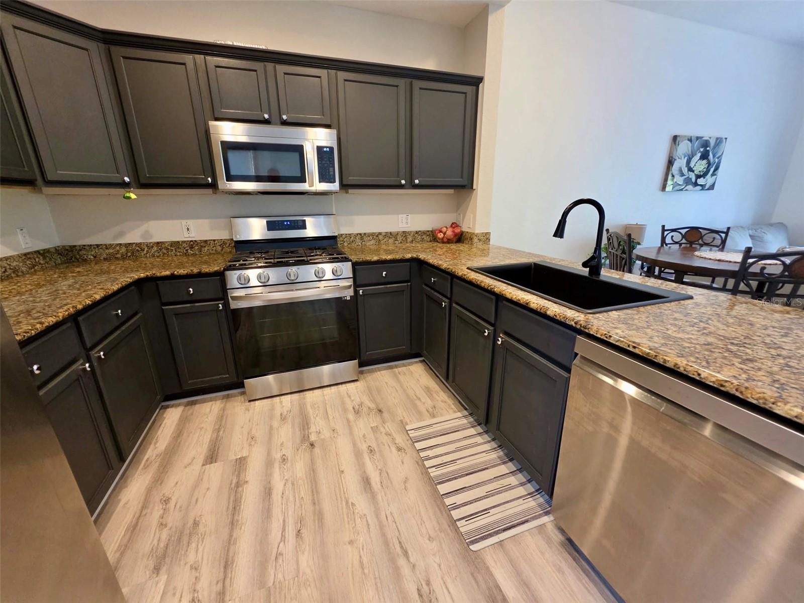 Image 18 of 28 For 7510 Seven Eagles Way 7510