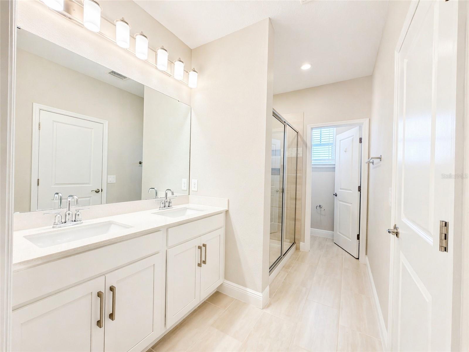 Image 13 of 33 For 4878 Coral Bean Alley