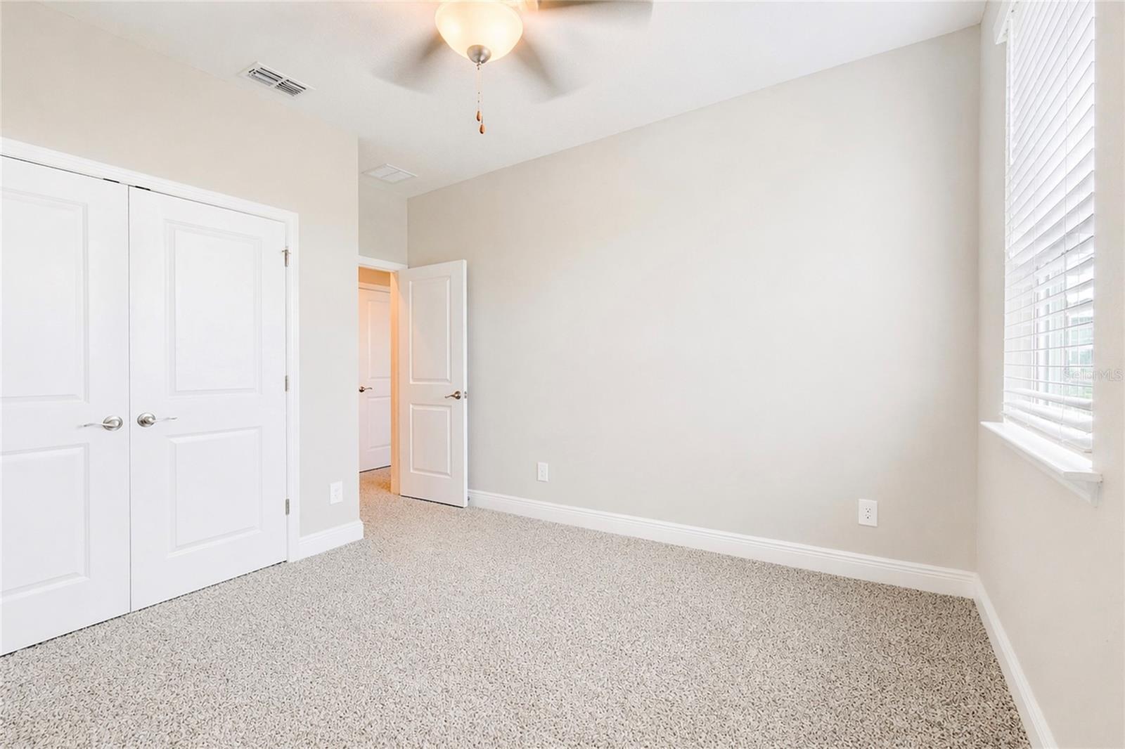 Image 15 of 33 For 4878 Coral Bean Alley