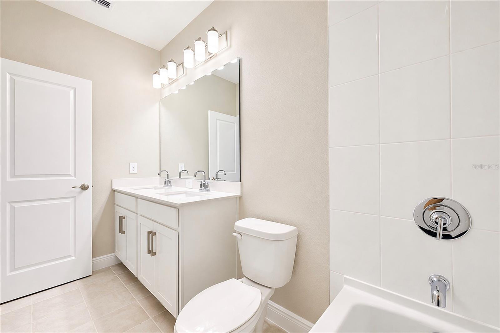 Image 21 of 33 For 4878 Coral Bean Alley