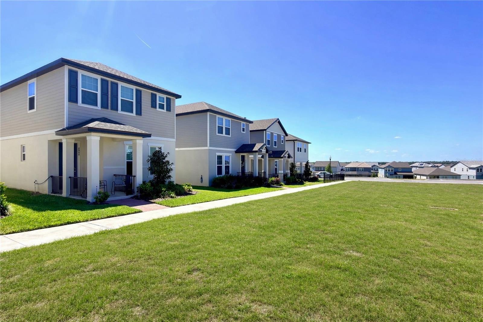 Image 30 of 33 For 4878 Coral Bean Alley