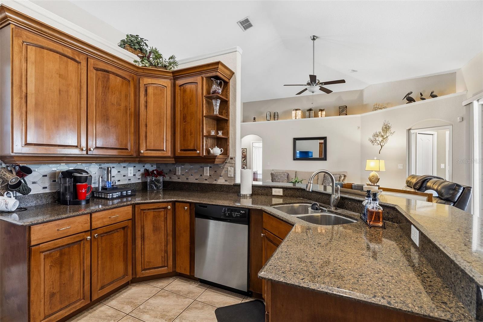 Image 22 of 64 For 3011 Diamond Lane