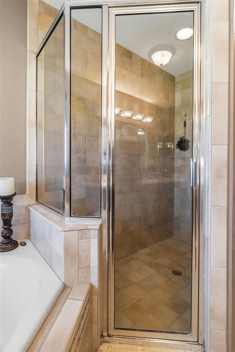 Image 32 of 64 For 3011 Diamond Lane