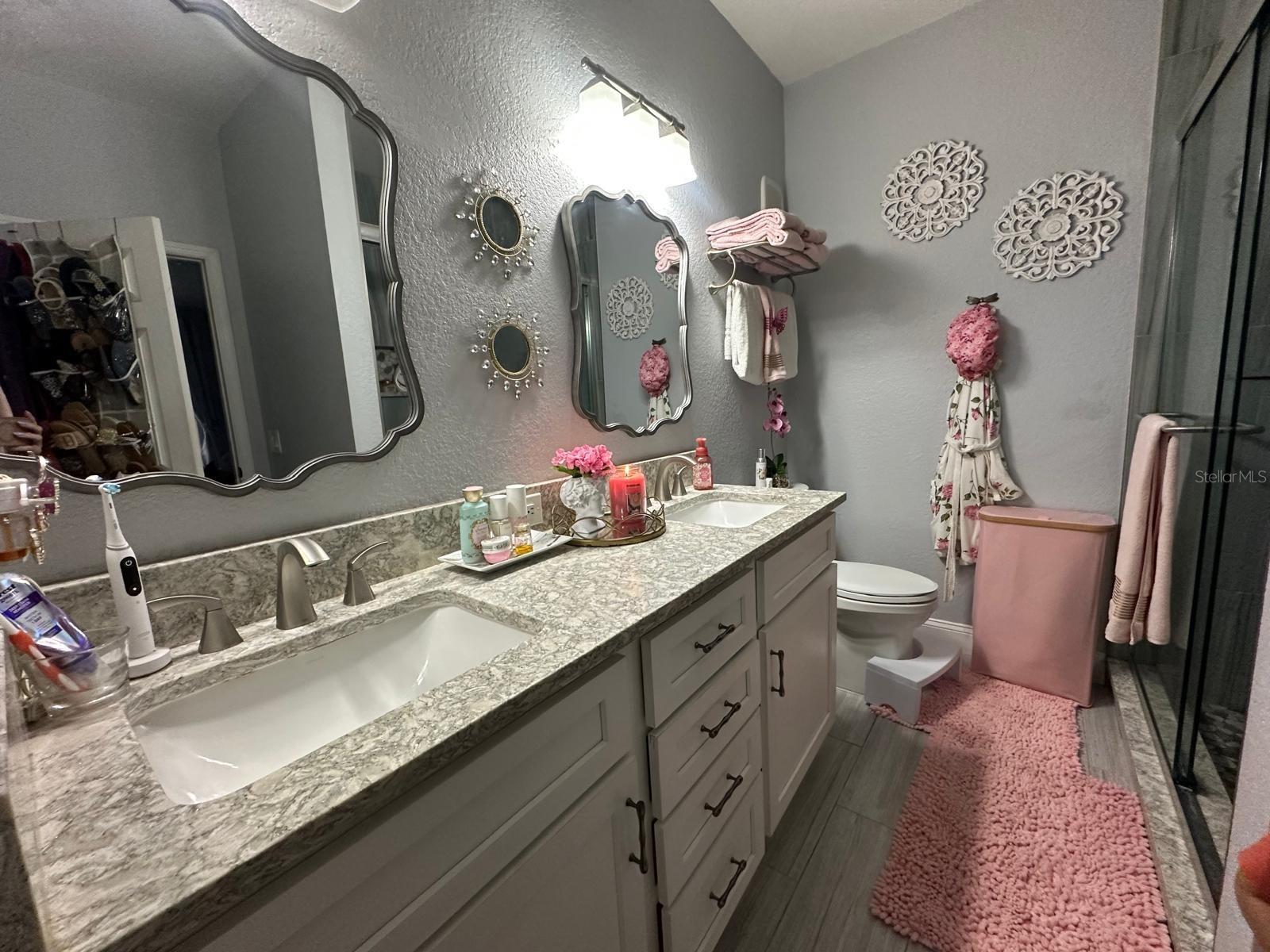 Image 6 of 17 For 875 Grand Regency Point 203