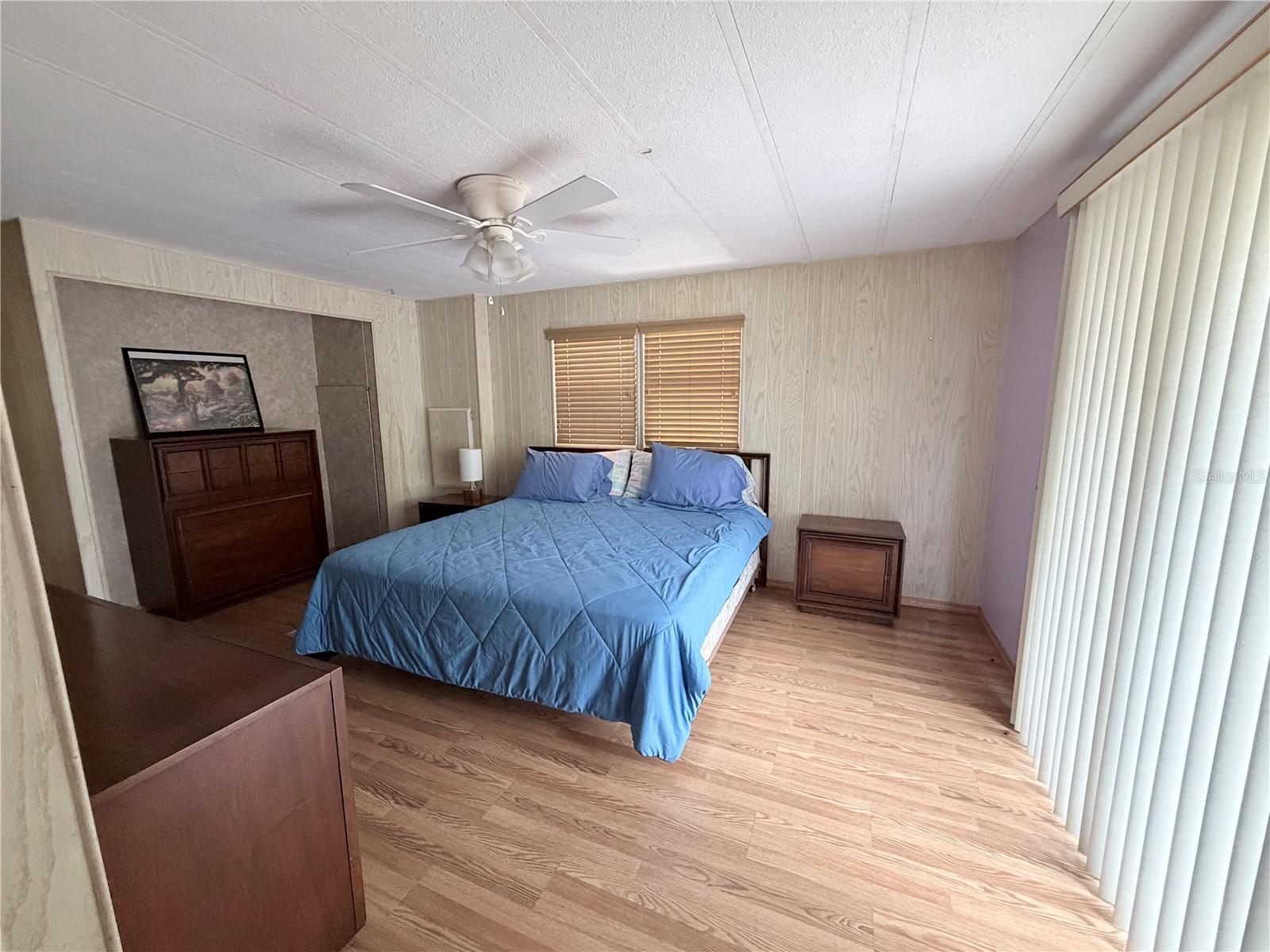 Image 12 of 17 For 1610 Reynolds Road 11