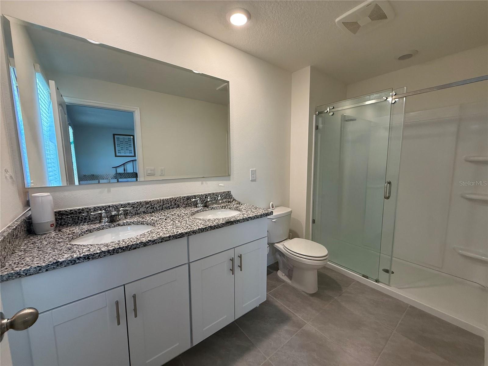 Image 27 of 59 For 1631 Bitteroot Street