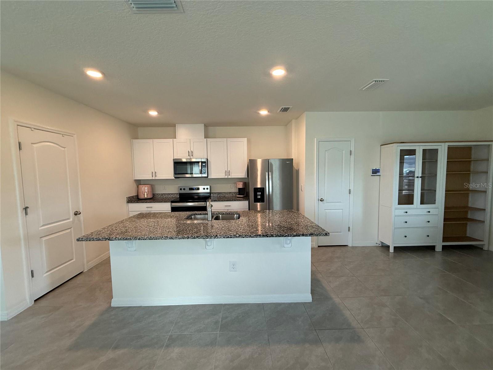 Image 3 of 59 For 1631 Bitteroot Street