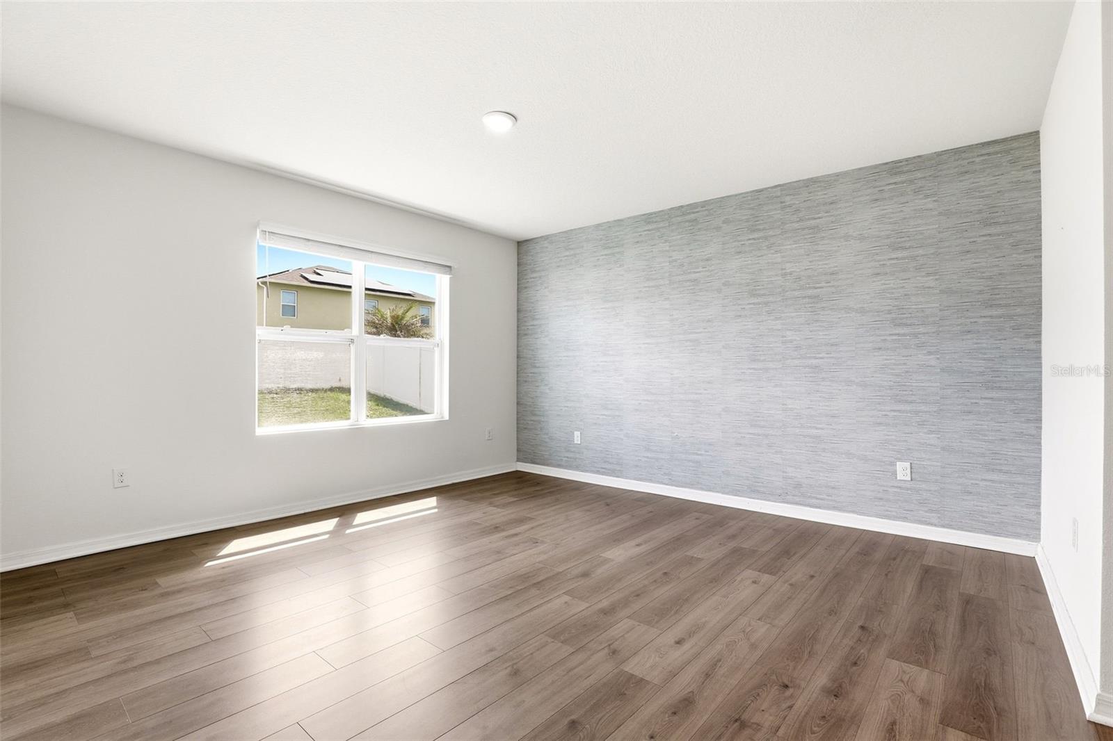 Image 18 of 32 For 5636 Westerly Breeze Place