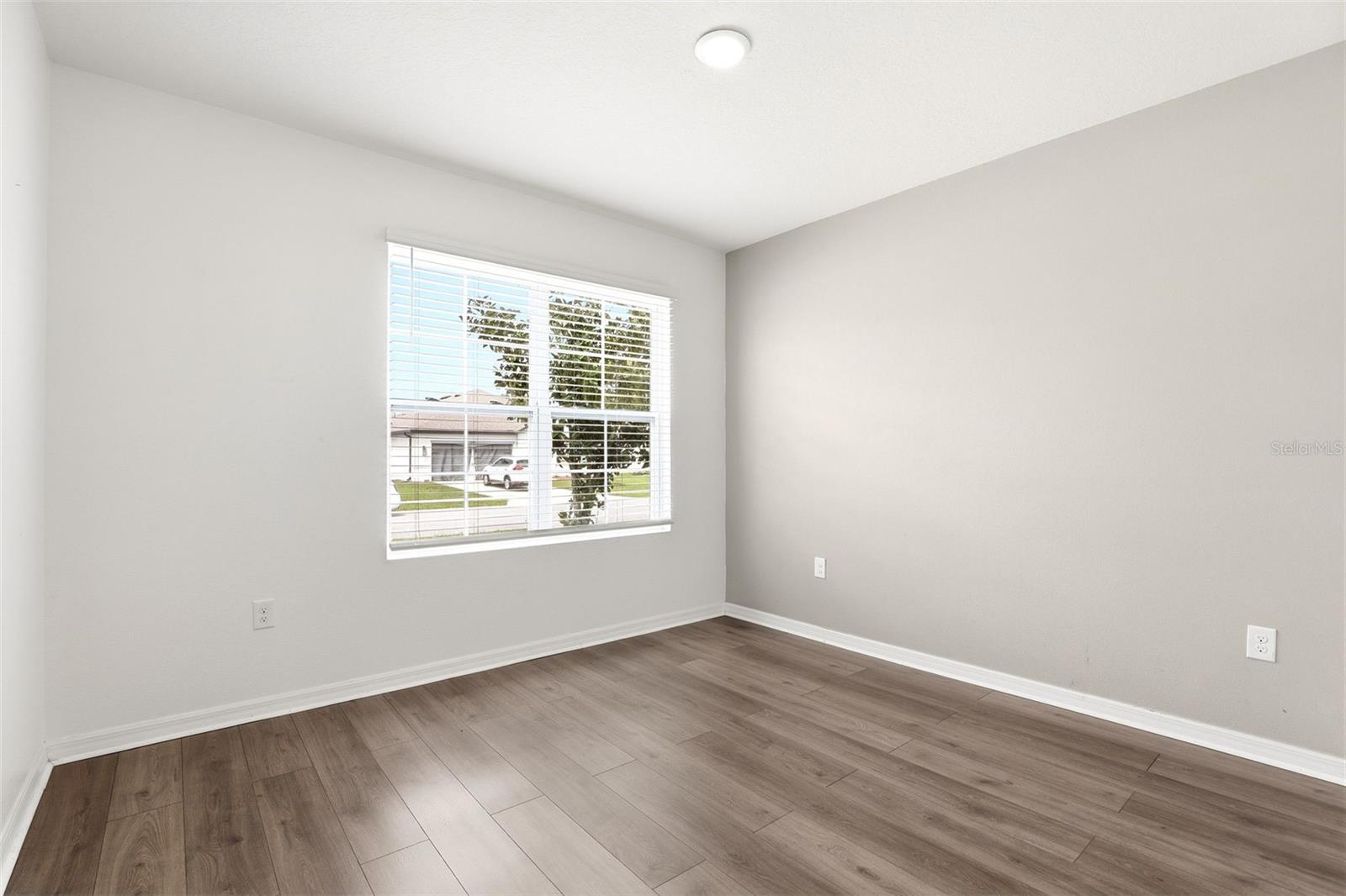 Image 22 of 32 For 5636 Westerly Breeze Place