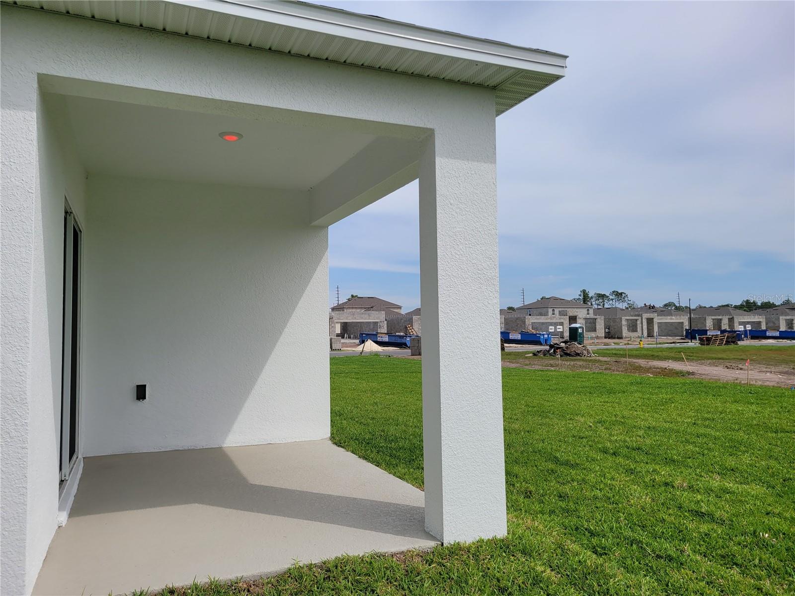 Image 17 of 21 For 399 Tanis Avenue