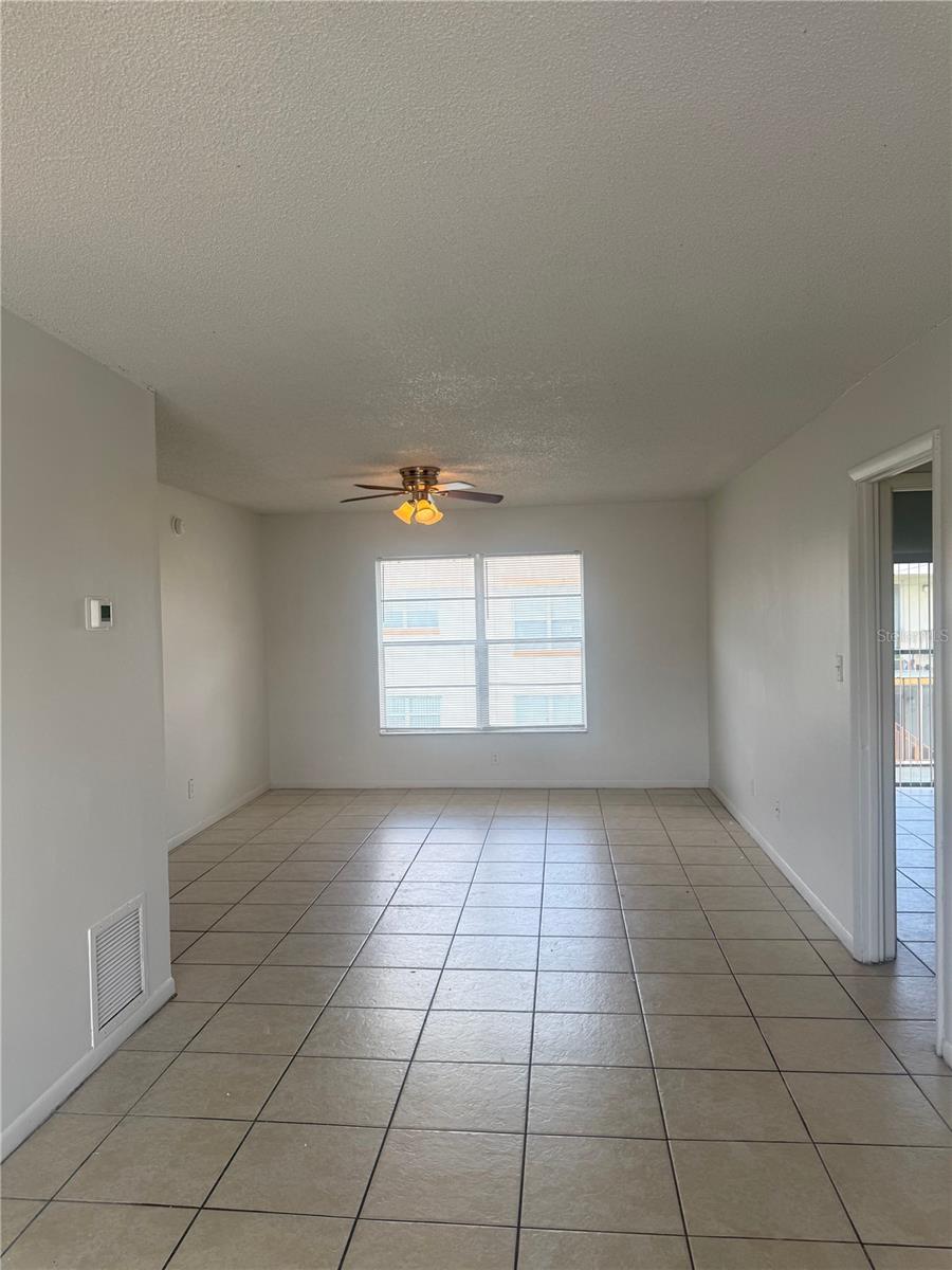 Image 3 of 18 For 1807 Michigan Avenue D