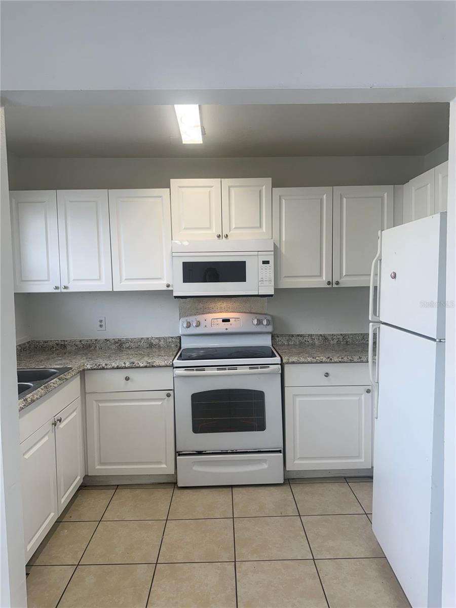 Image 6 of 18 For 1807 Michigan Avenue D