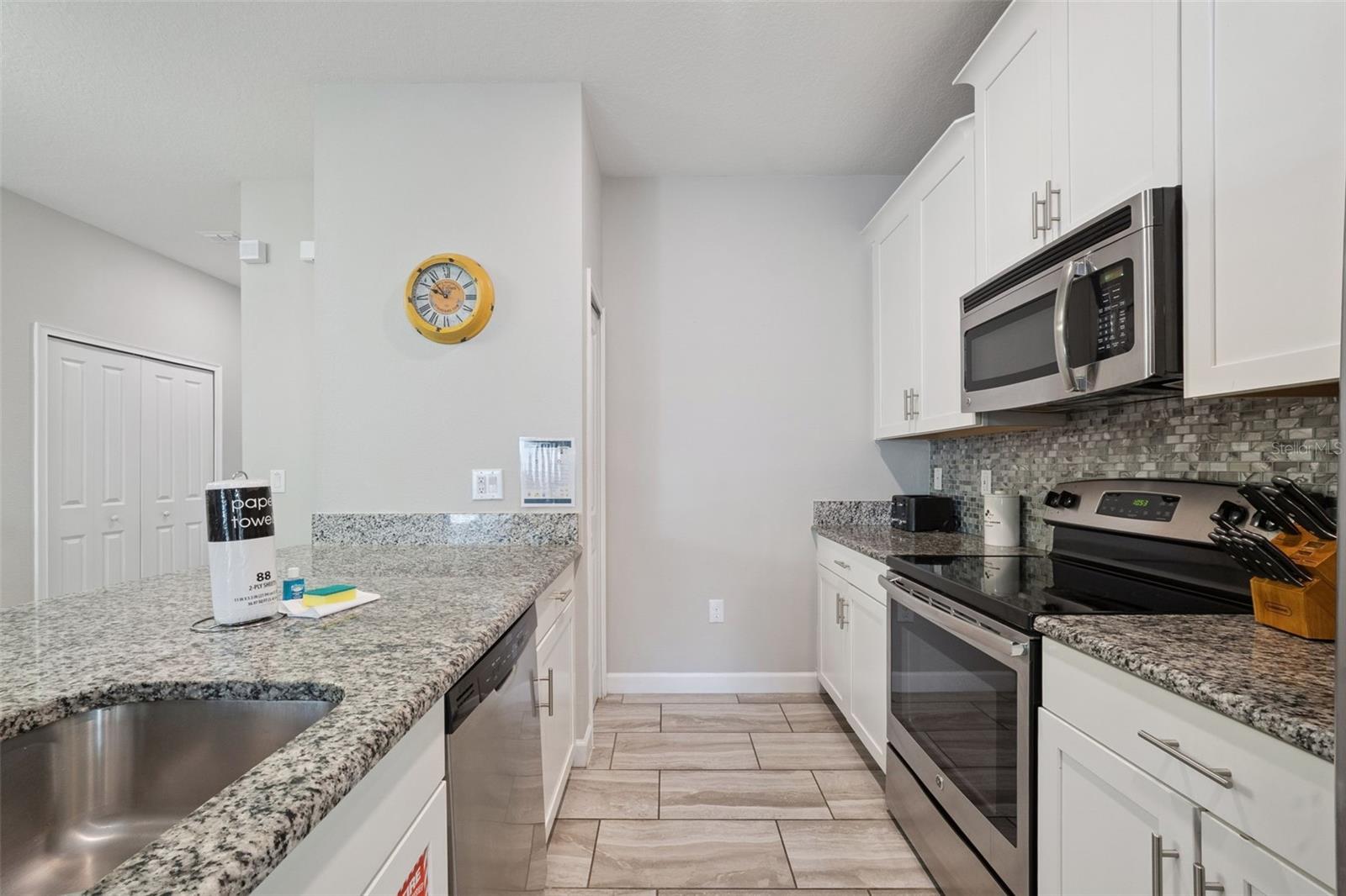 Image 11 of 59 For 1610 Moon Valley Drive