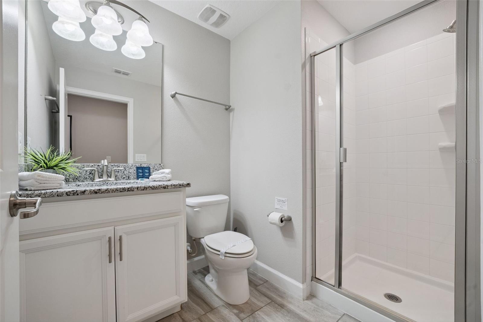 Image 22 of 59 For 1610 Moon Valley Drive