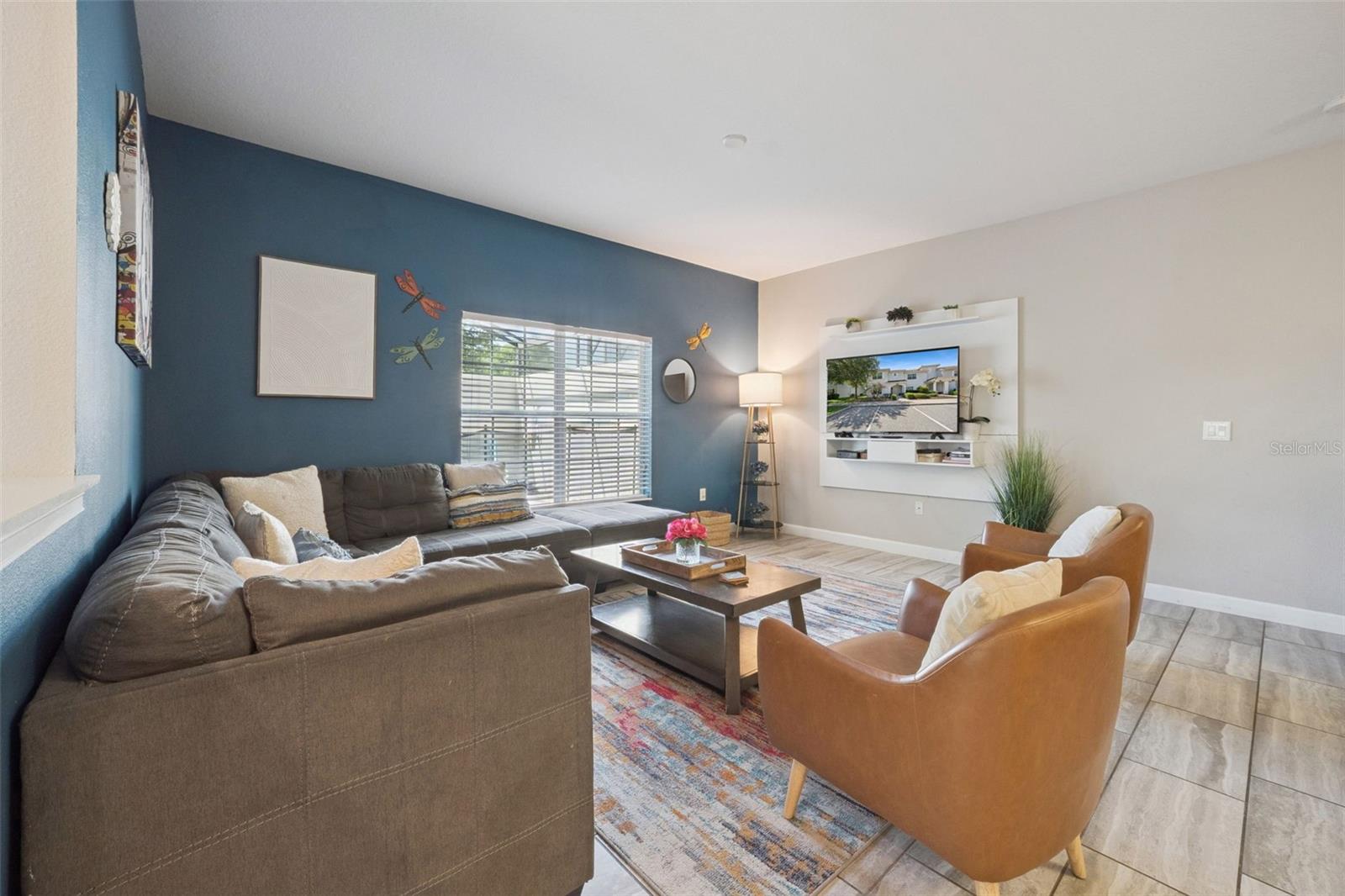 Image 4 of 59 For 1610 Moon Valley Drive