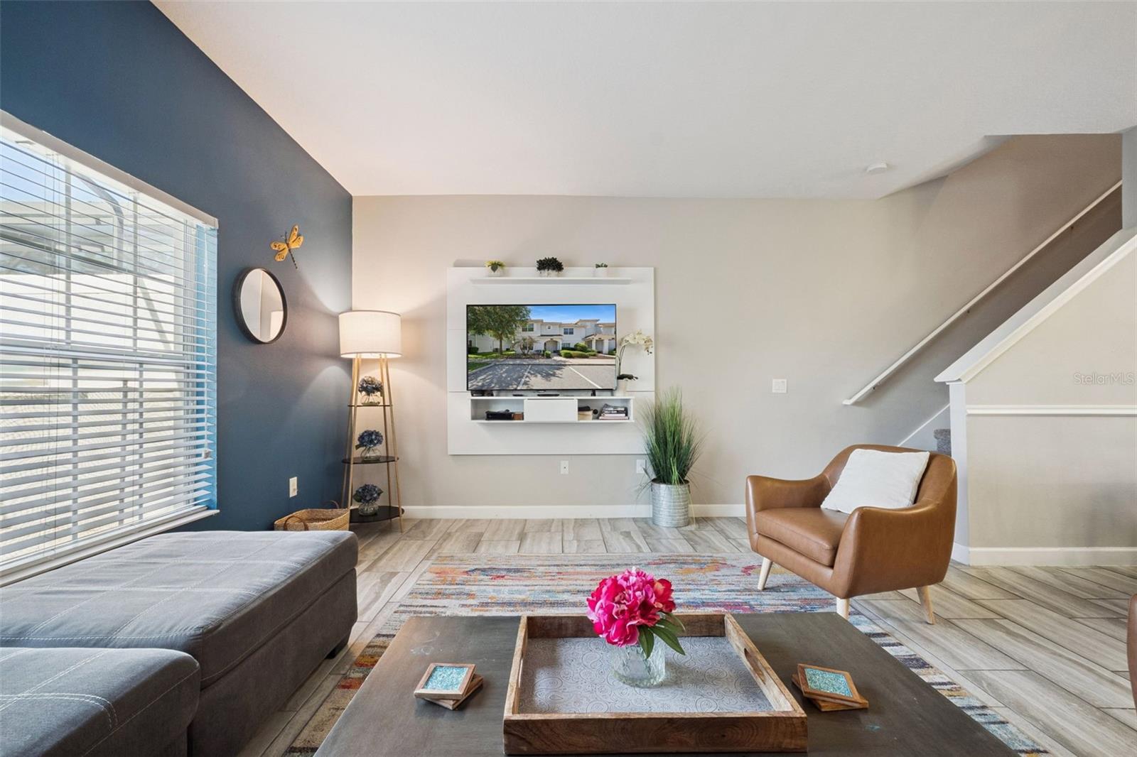 Image 6 of 59 For 1610 Moon Valley Drive