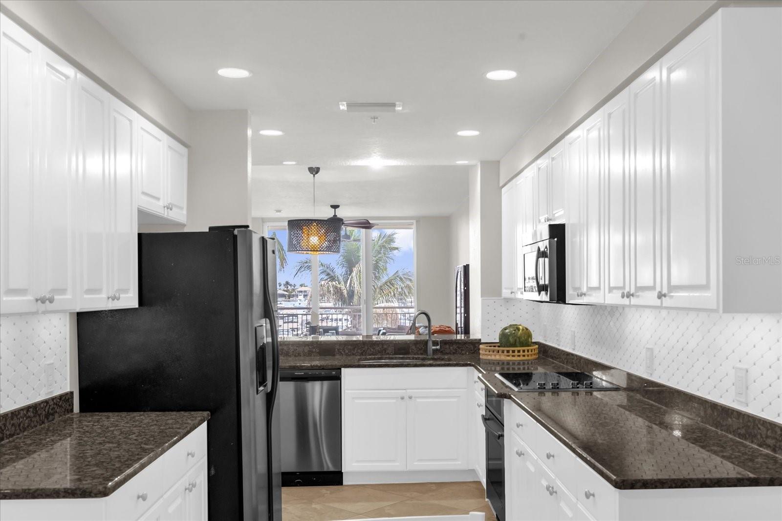 Image 11 of 33 For 606 Riviera Dunes Way  207