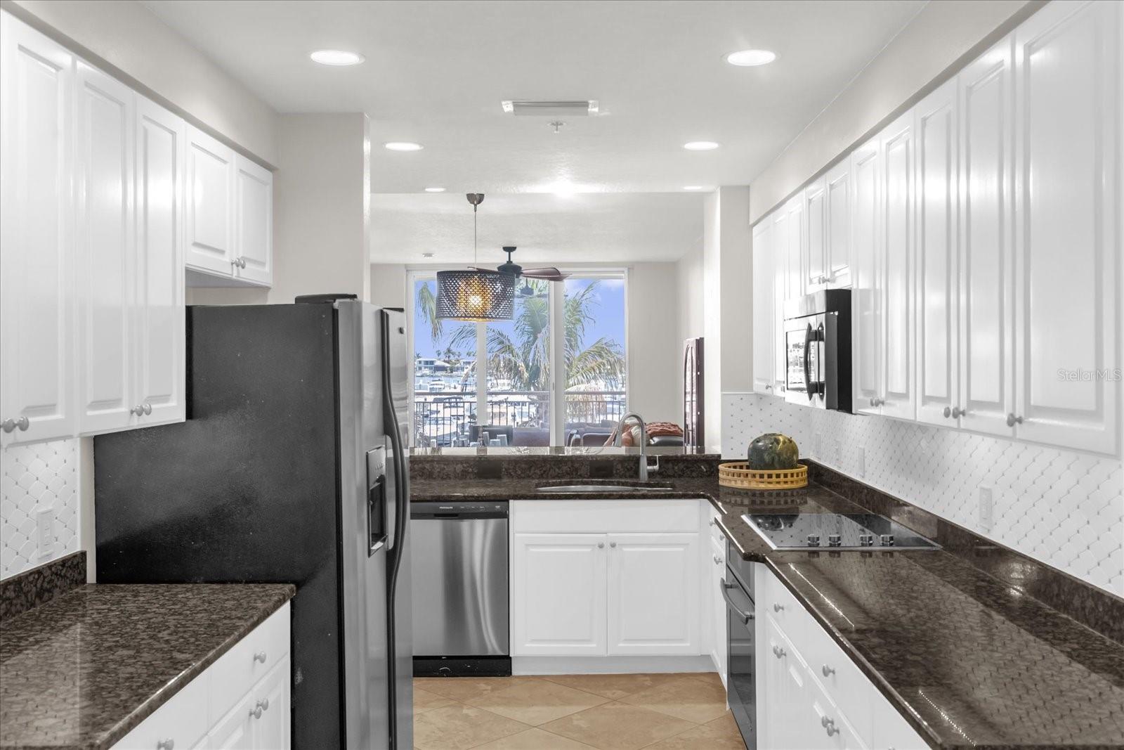 Image 12 of 33 For 606 Riviera Dunes Way  207