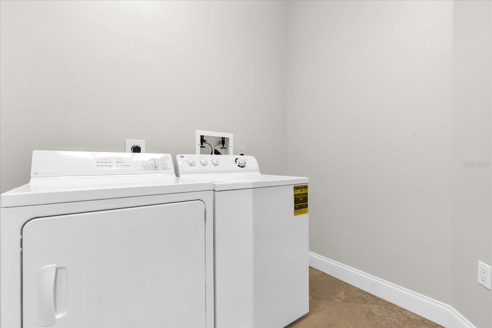 Image 27 of 33 For 606 Riviera Dunes Way  207