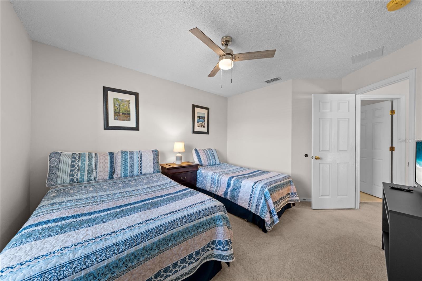 Image 40 of 69 For 16641 Sunrise Vista Drive