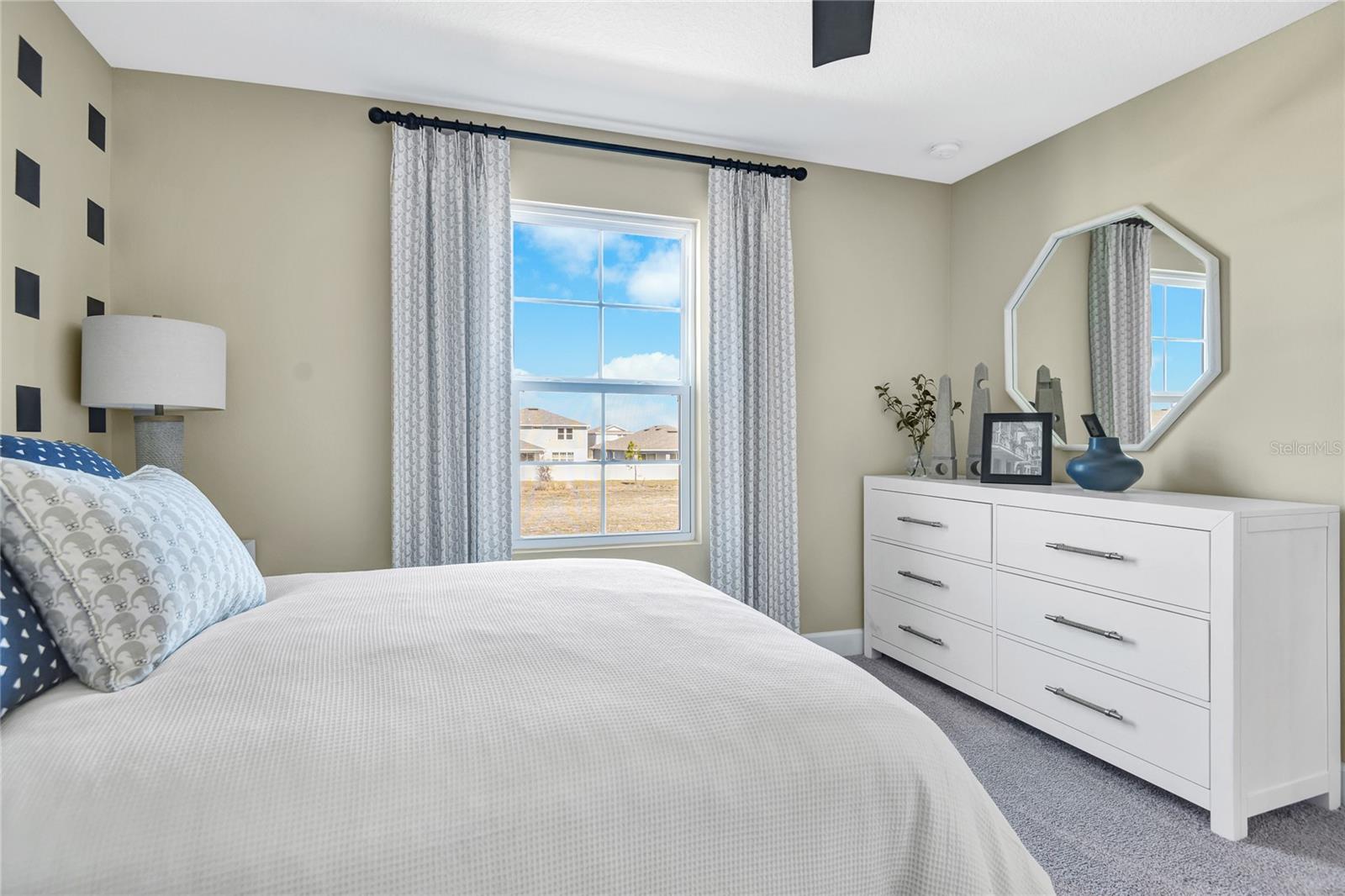 Image 18 of 24 For 6085 River Farm Avenue