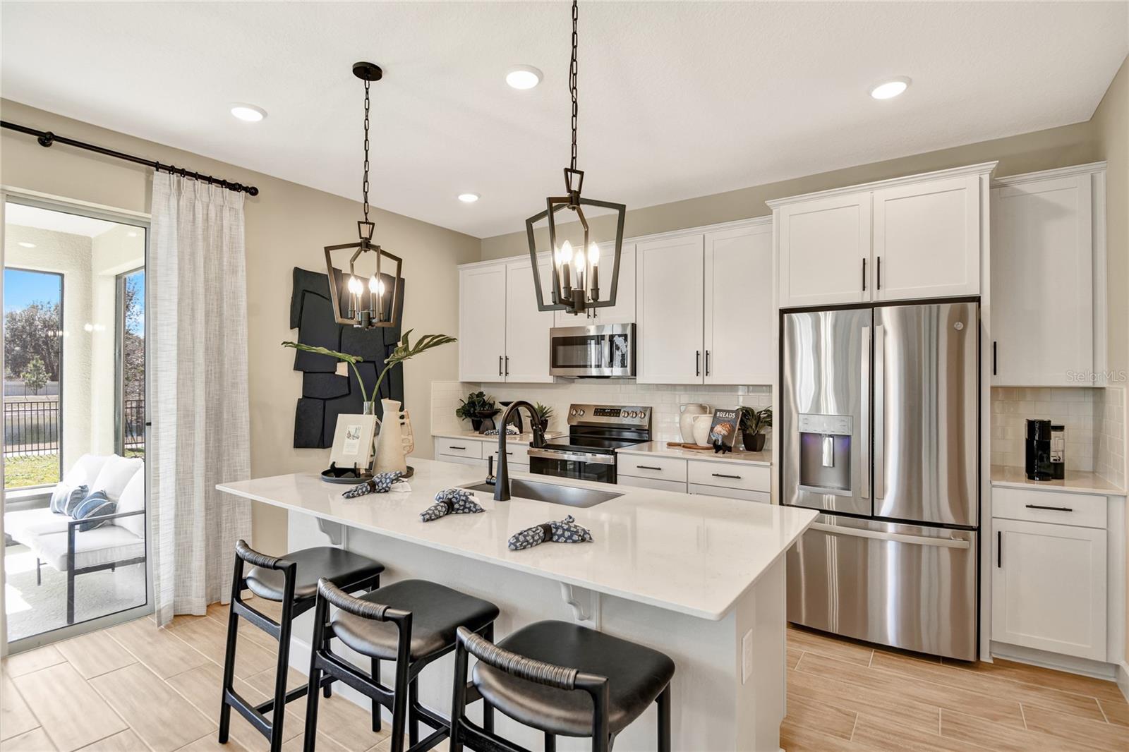 Image 8 of 24 For 6085 River Farm Avenue