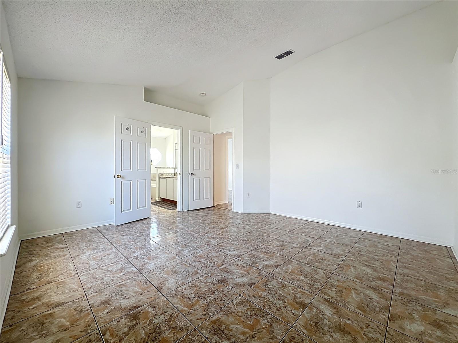 Image 37 of 77 For 3155 Atwater Drive