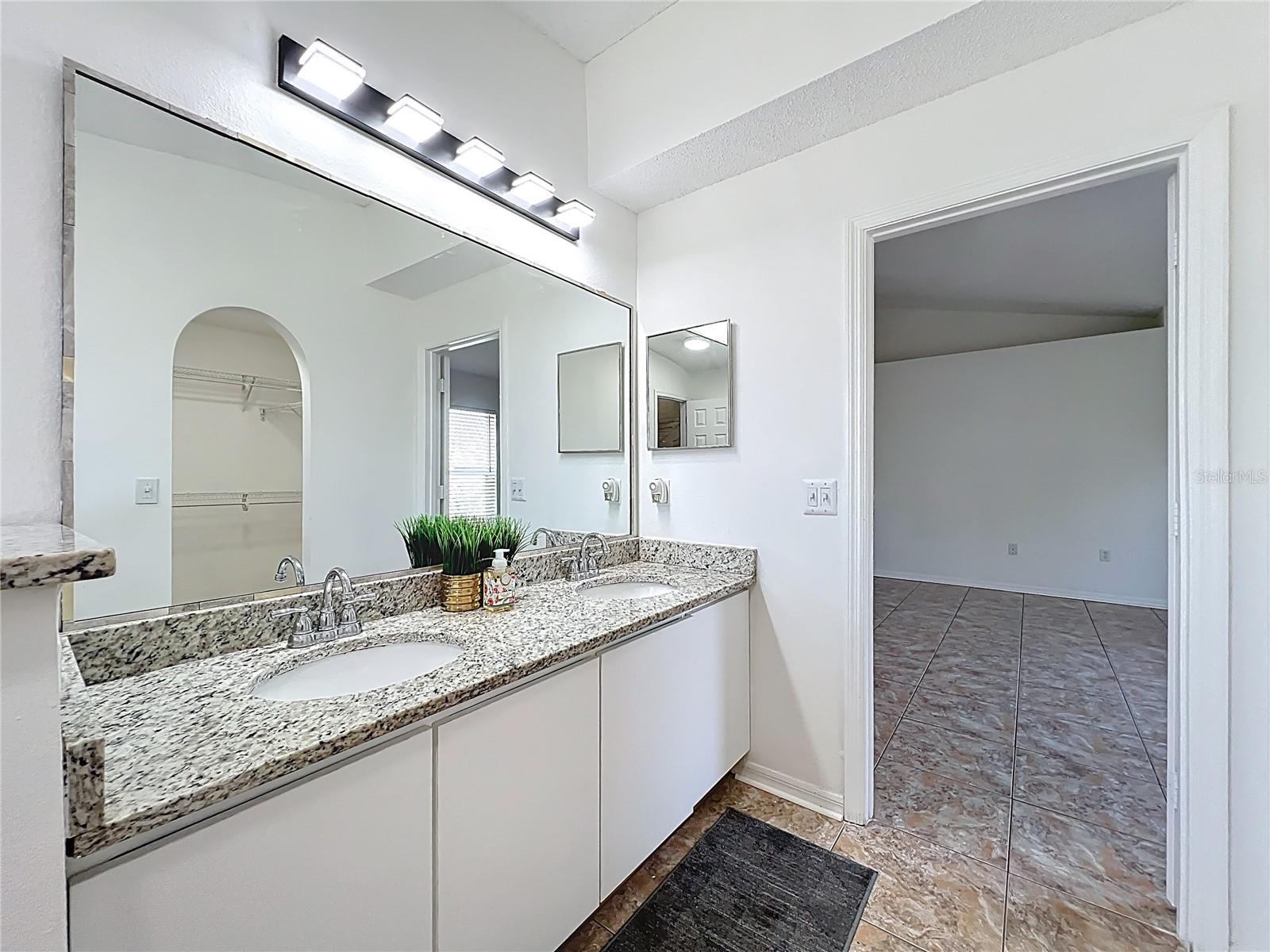 Image 38 of 77 For 3155 Atwater Drive