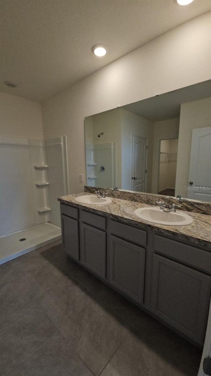 Image 7 of 12 For 812 Auburn Grove Court