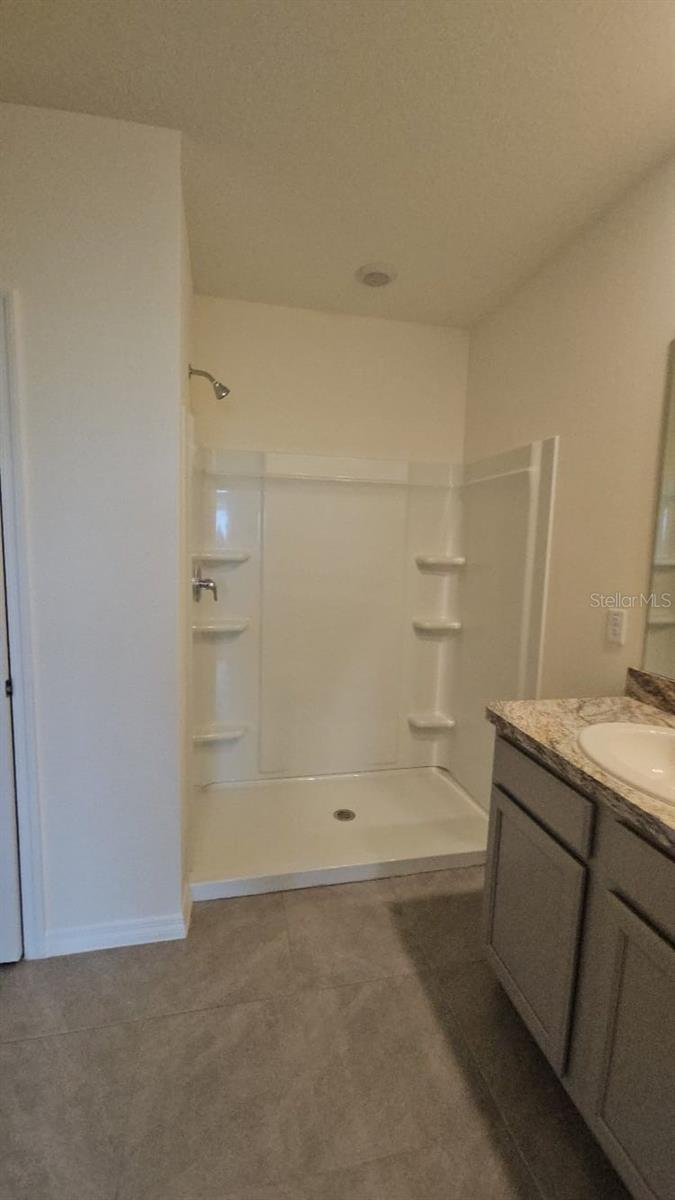 Image 9 of 12 For 812 Auburn Grove Court