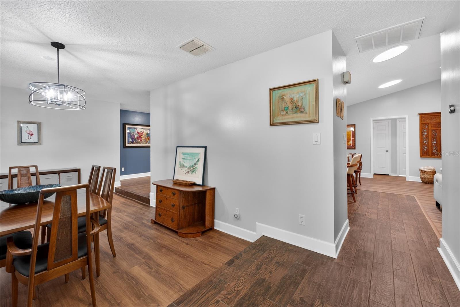 Image 15 of 40 For 111 Essex Drive