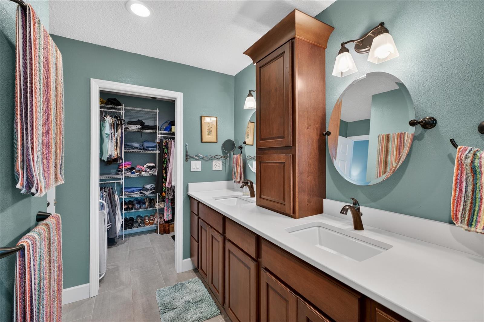 Image 24 of 40 For 111 Essex Drive