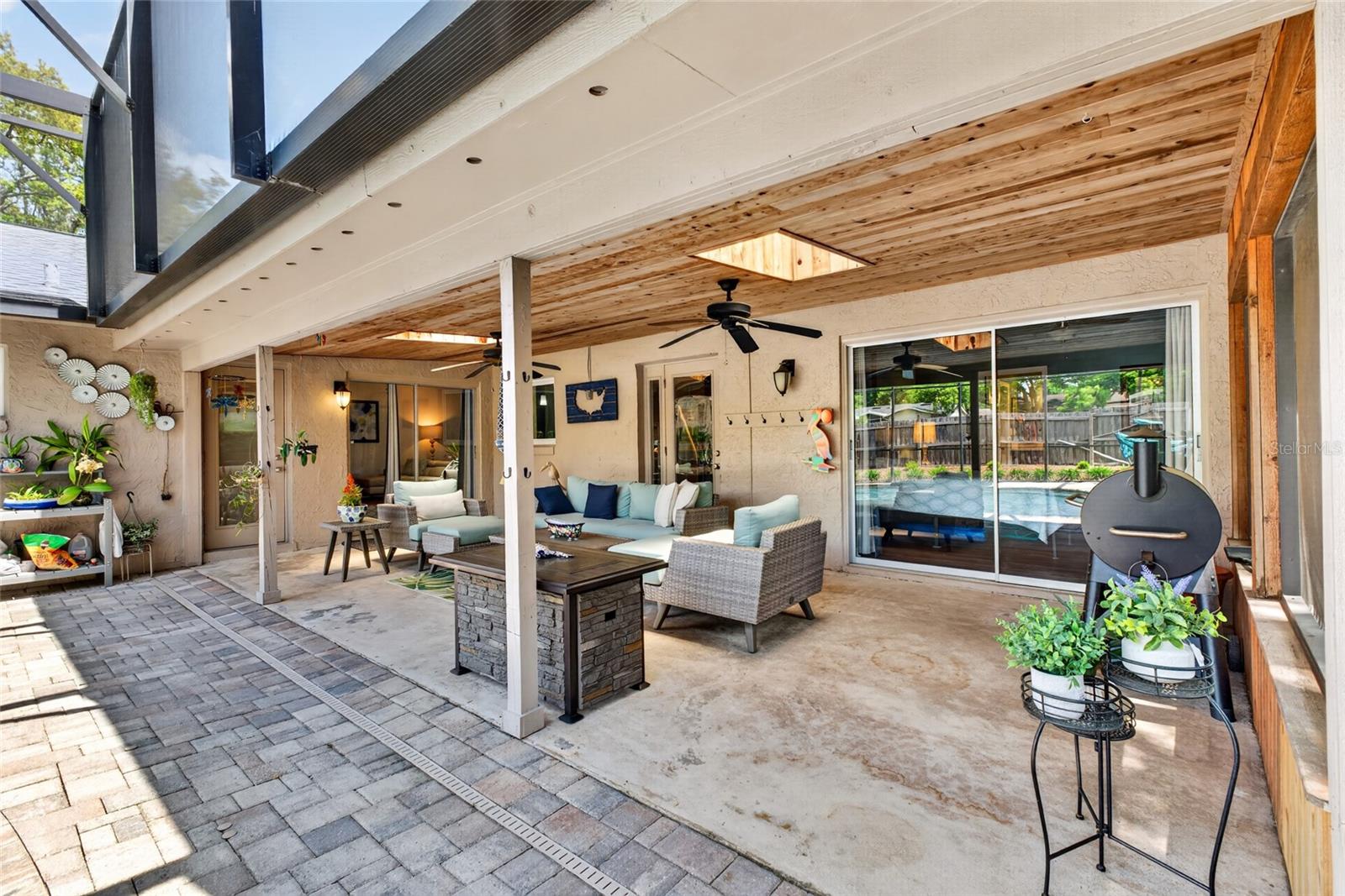 Image 33 of 40 For 111 Essex Drive