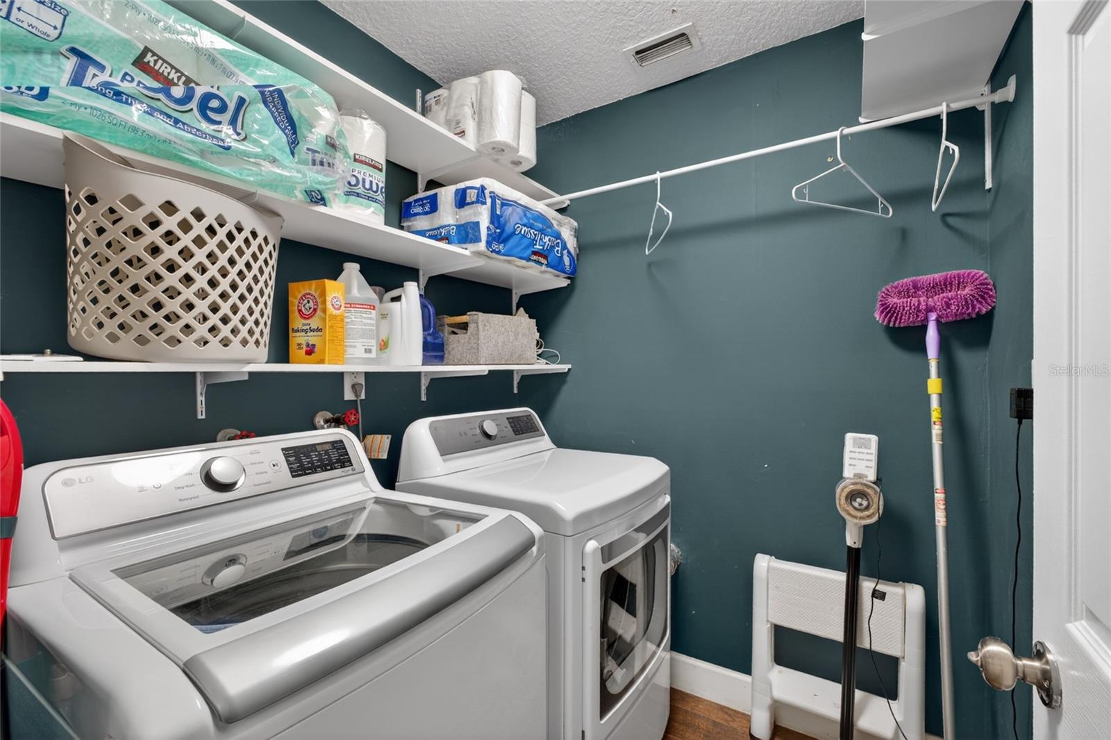 Image 36 of 40 For 111 Essex Drive