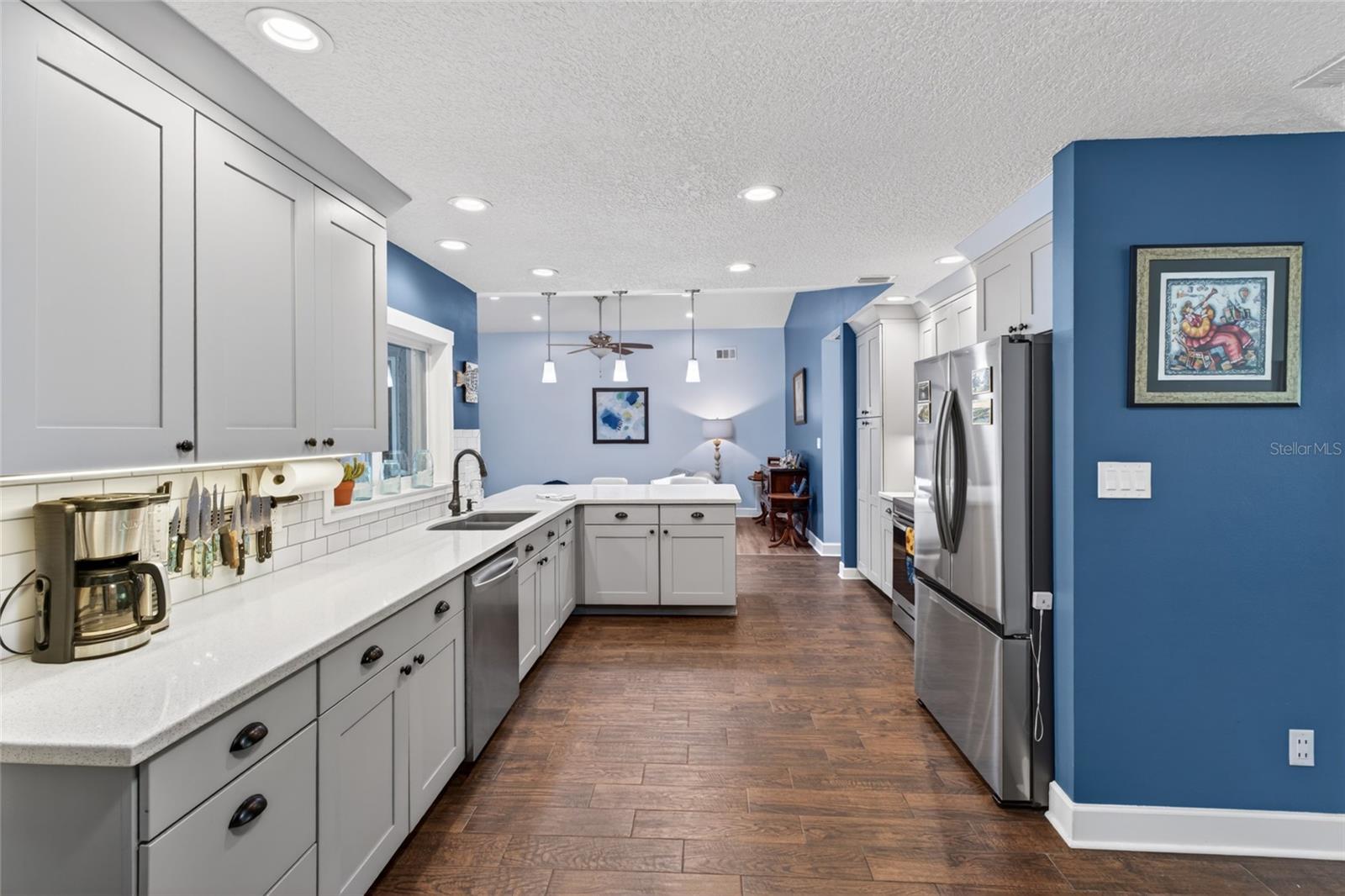 Image 5 of 40 For 111 Essex Drive