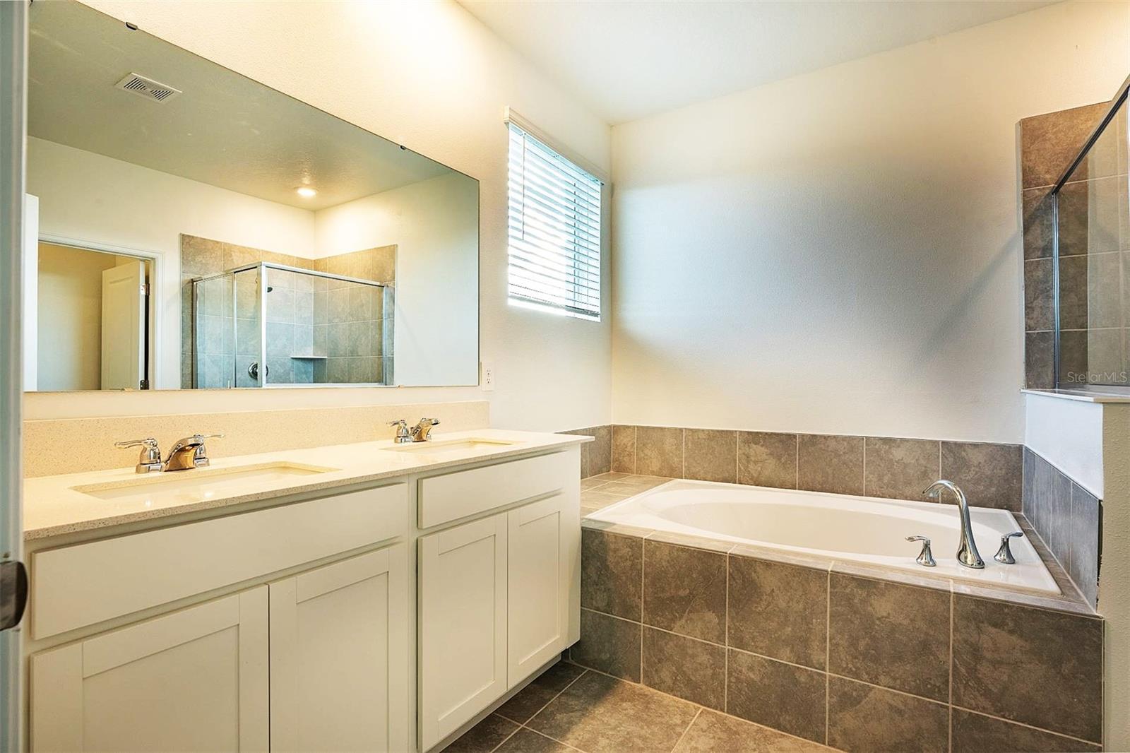 Image 15 of 26 For 286 Bogey Drive