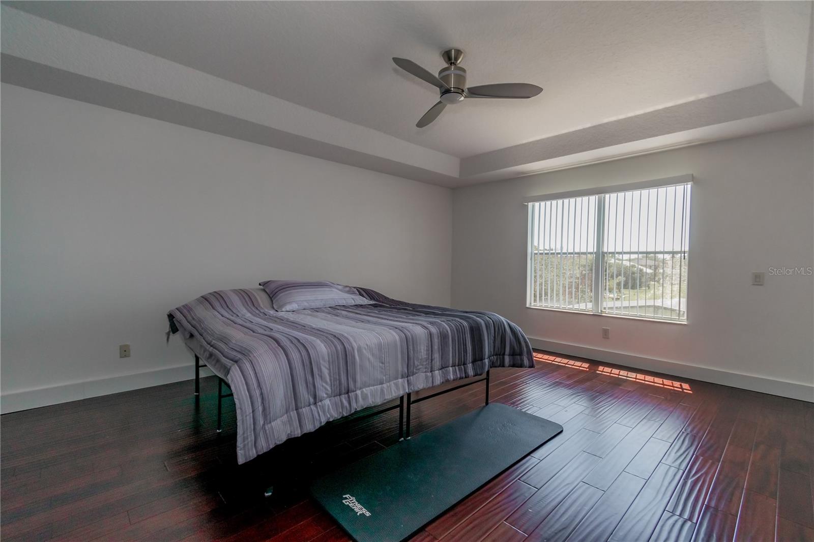 Image 19 of 49 For 6609 Lake Pembroke Place