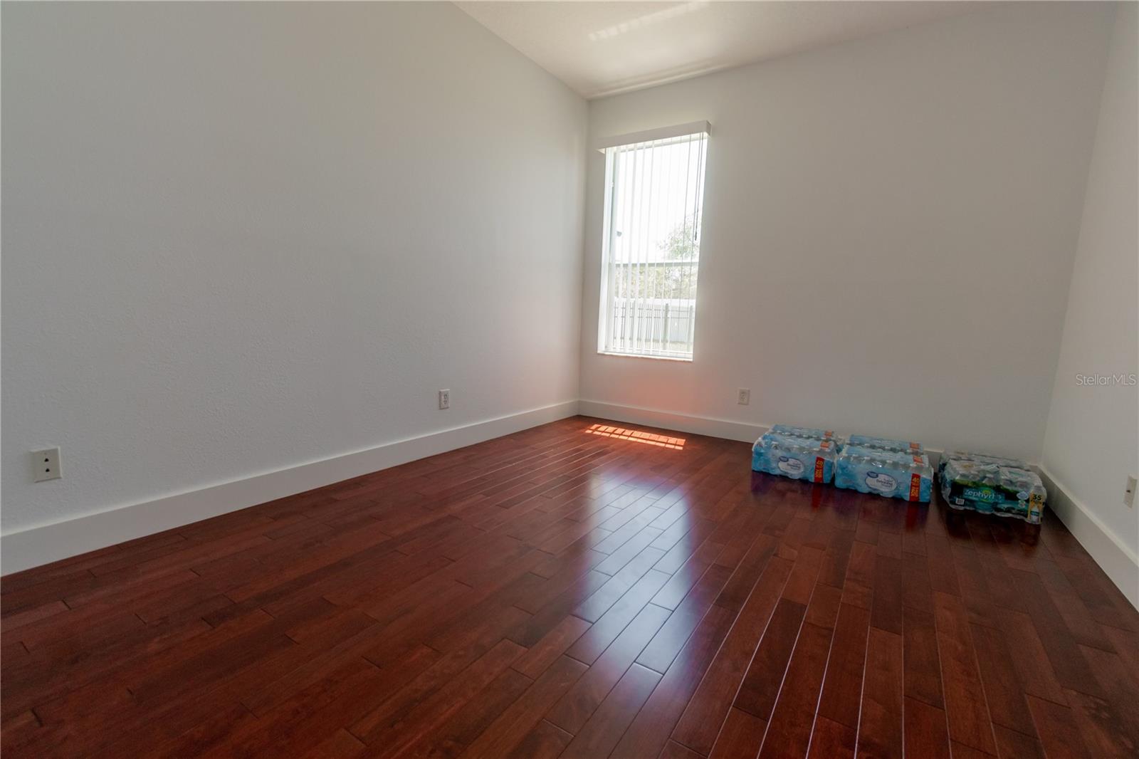 Image 26 of 49 For 6609 Lake Pembroke Place