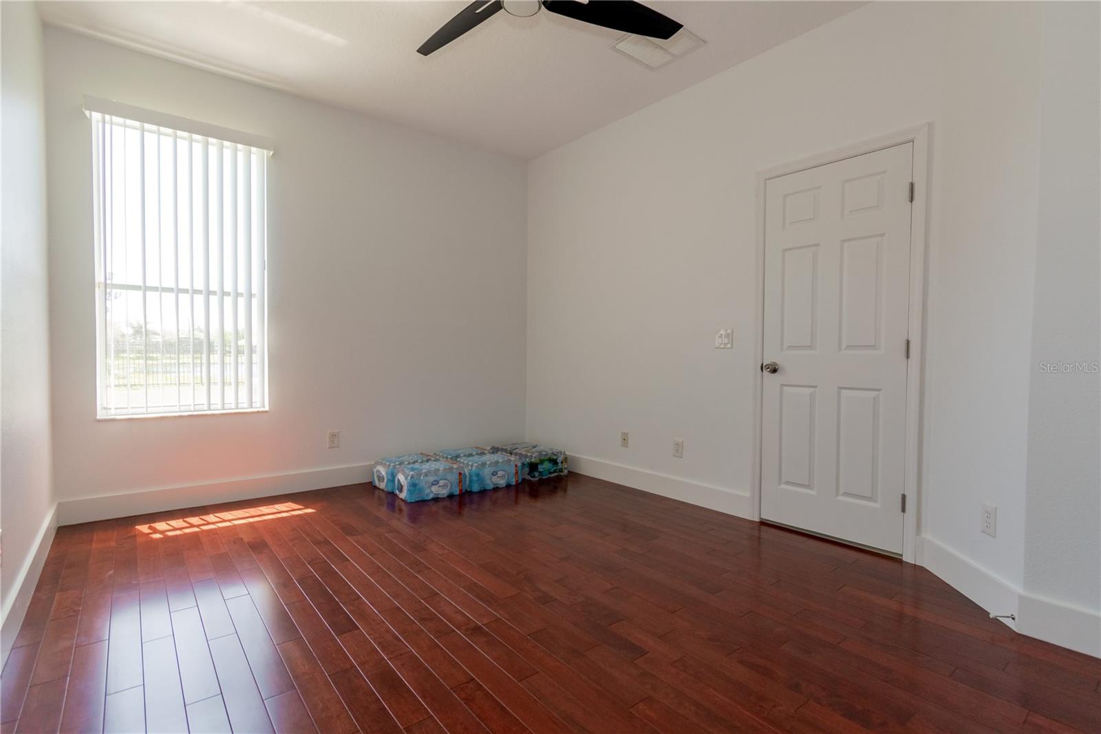 Image 32 of 49 For 6609 Lake Pembroke Place