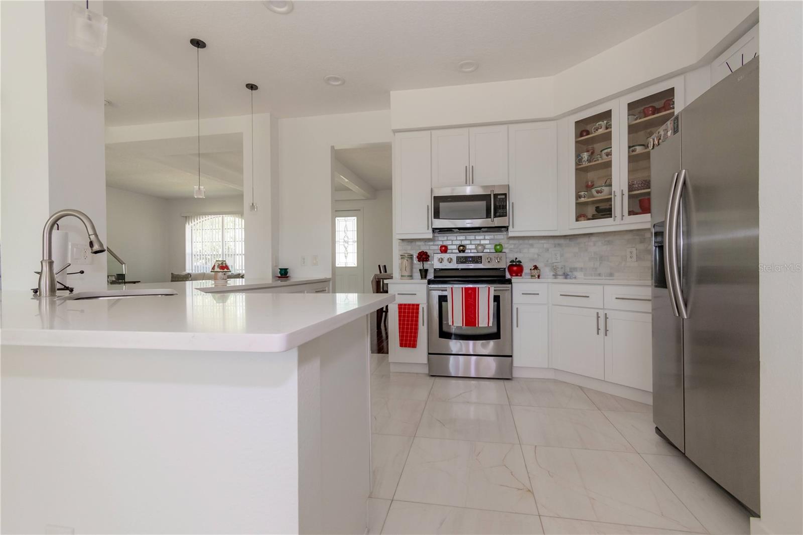 Image 5 of 49 For 6609 Lake Pembroke Place