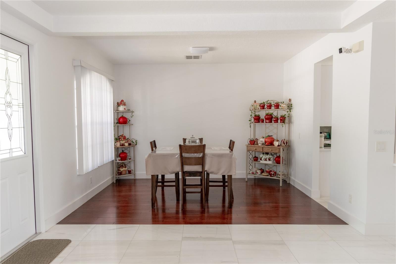 Image 9 of 49 For 6609 Lake Pembroke Place